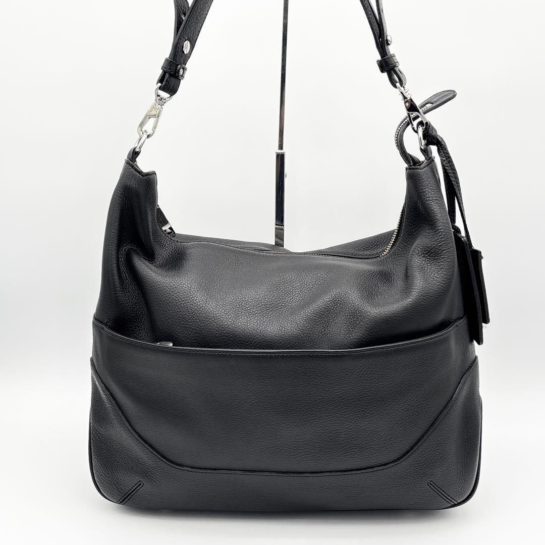 PELLE MORBIDA ワンショルダーバッグ レザー A4収納可 肩掛け