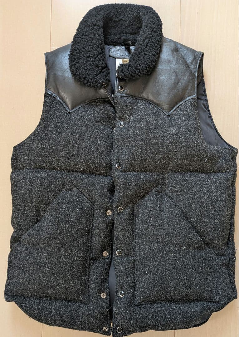 Rocky Mountain Featherbedダウンベスト38ツイード日本製