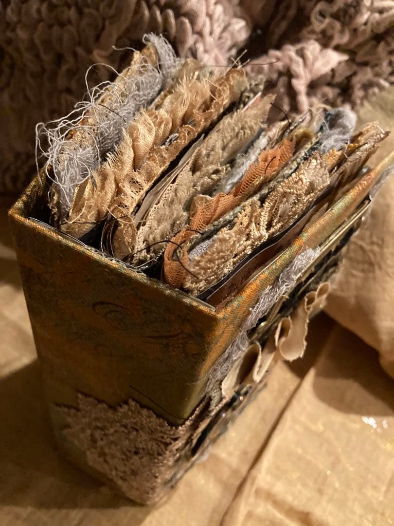 男前ジャンクジャーナル　雑記帳　数字　革タグ　ペイント　アンティーク