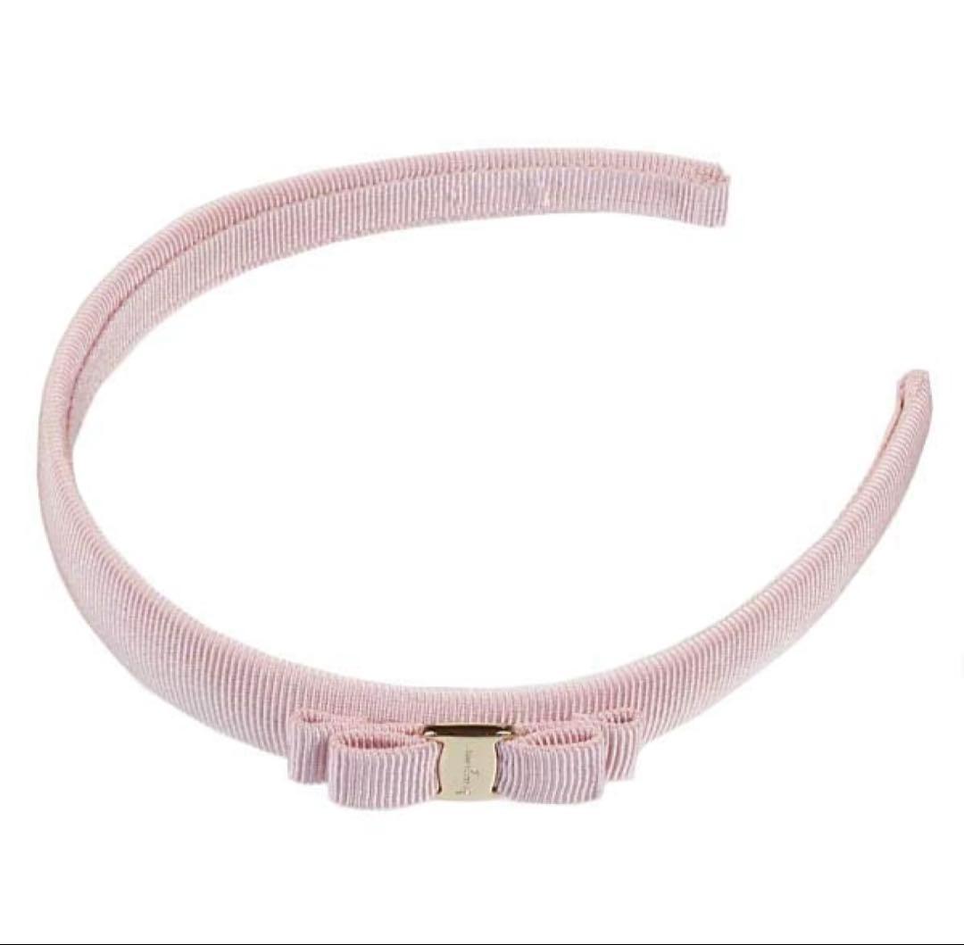 フェラガモ ピンク カチューシャ