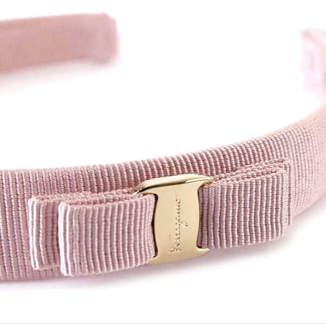 フェラガモ ピンク カチューシャ