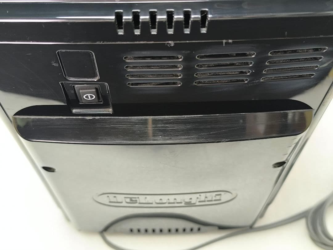 デロンギマグニフィカS コンパクト全自動コーヒーマシン ECAM23120B 1