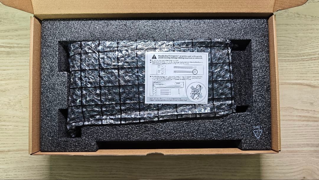 [値下げしました] SAPPHIRE Radeon RX7800XT