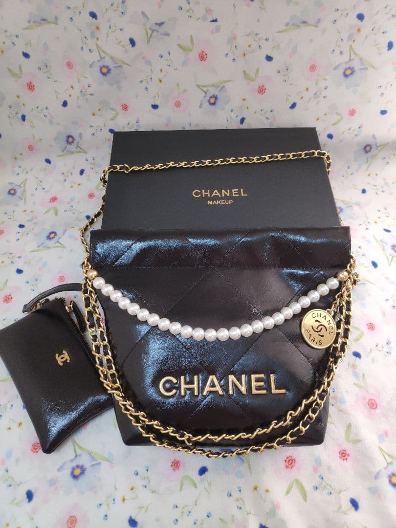 CHANEL ノベルティ ショルダーバッグ パールチェーン ポーチ付き