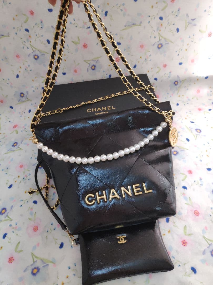 CHANEL ノベルティ ショルダーバッグ パールチェーン ポーチ付き