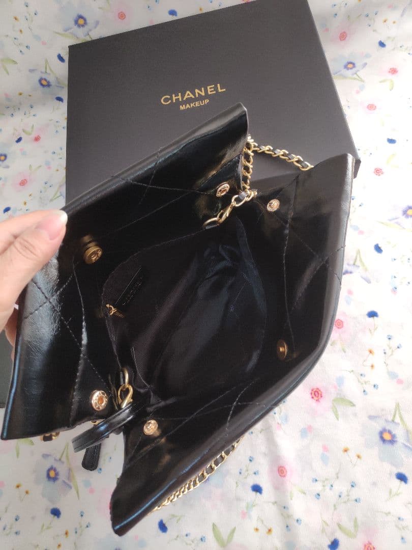 CHANEL ノベルティ ショルダーバッグ パールチェーン ポーチ付き