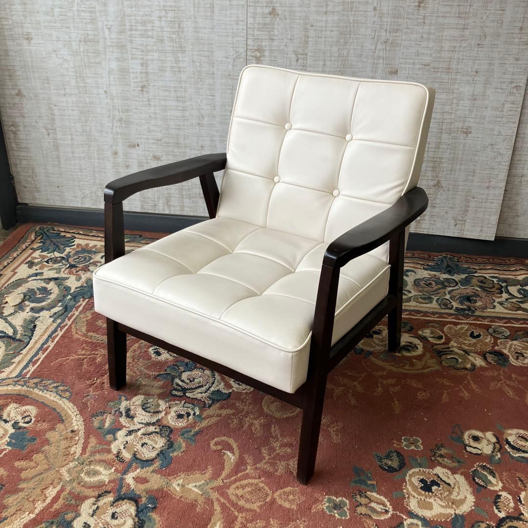 北欧レトロ 木製フレーム アームチェア 一人掛けソファー ロビーチェア ホワイト