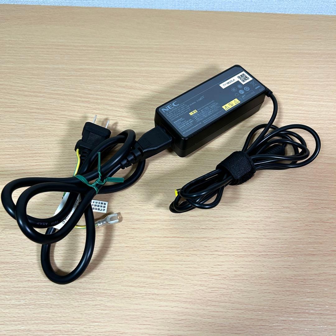 美品 NEC Lavie N1475/C PC-N1475CAL i7 14型