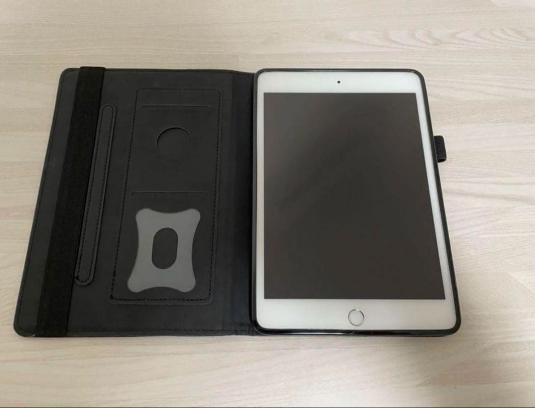 iPad mini4 16GB シルバー