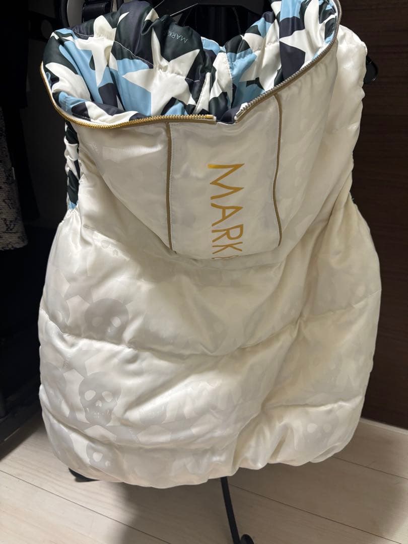 MARK & LONA スカルパターン ダウンベスト