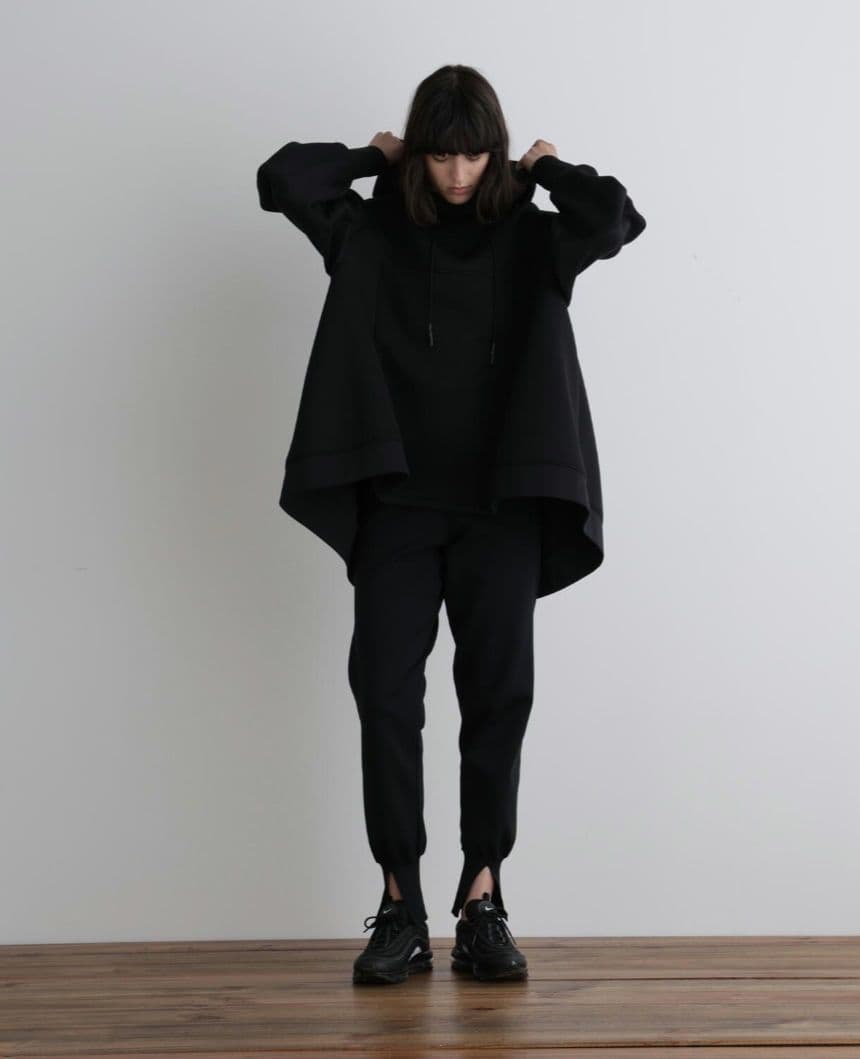 ルフィル　スポーツ　テックダンボールジャージーフーディ