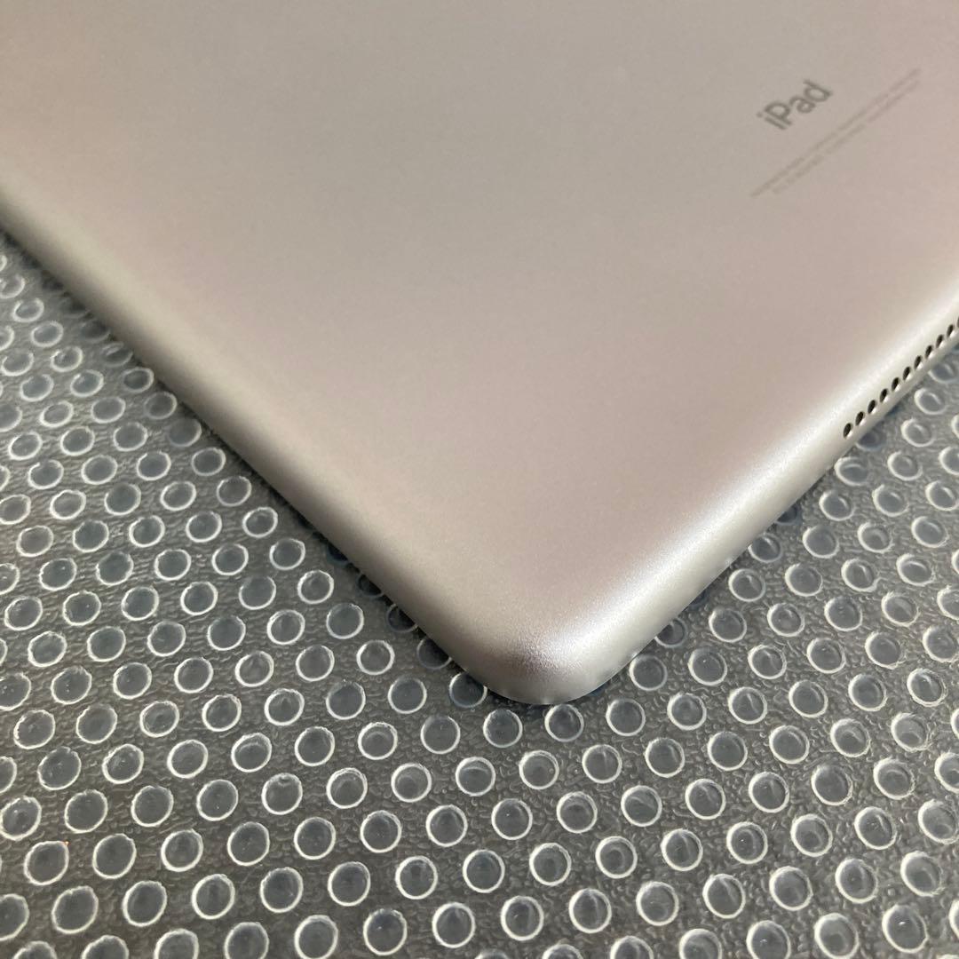 3421【早い者勝ち】比較的美品☆iPad5 第5世代 32GB WIFIモデル