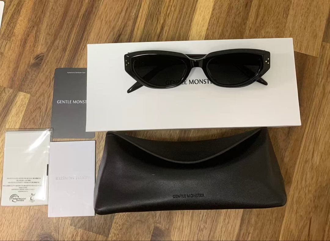 GENTLE MONSTER サングラス ブラック 新品未使用