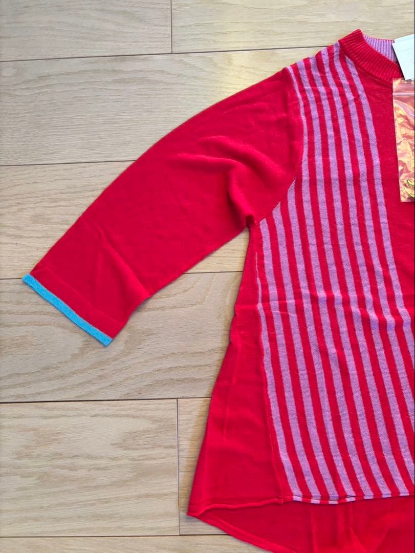 再々値下【新品未使用タグ付】アルベロベロ　ブローチ付ニットプルオーバー