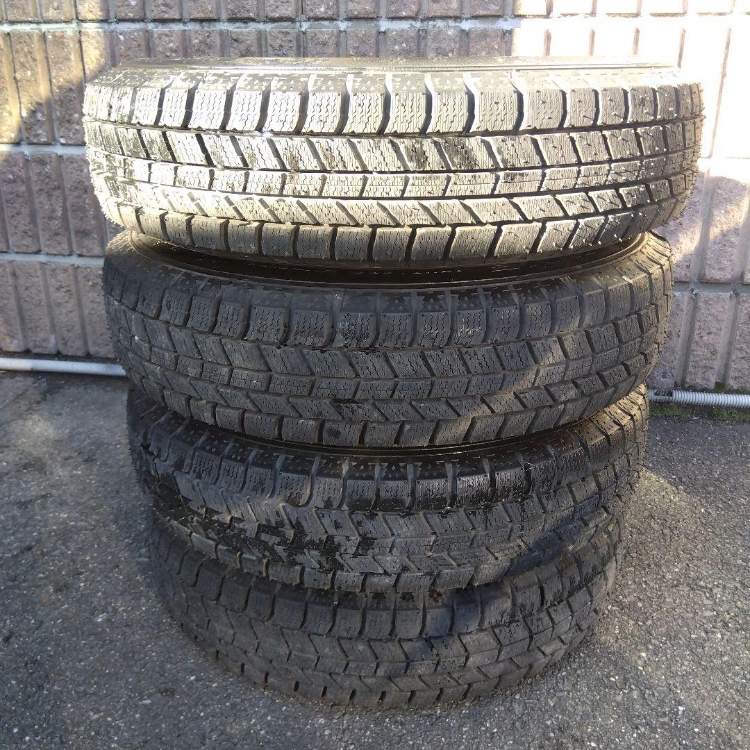 145/80R13　ほぼ新品スタッドレスタイヤ　ホイル付き　４本セット　送料込み
