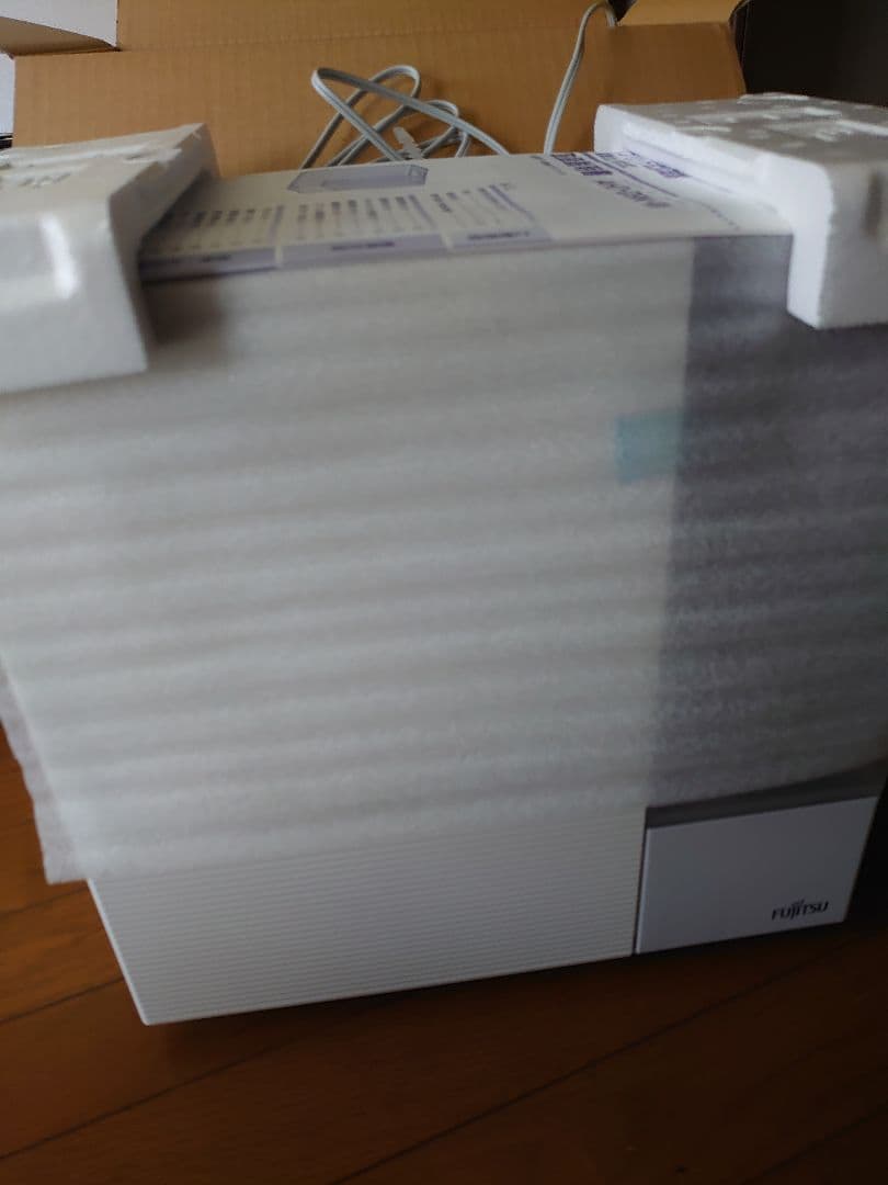 富士通 置き型加湿器 ホワイト