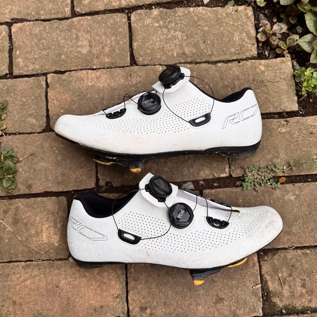 シマノ　ビンディングシューズ　RC7 42 カーボン　ホワイト　BOA