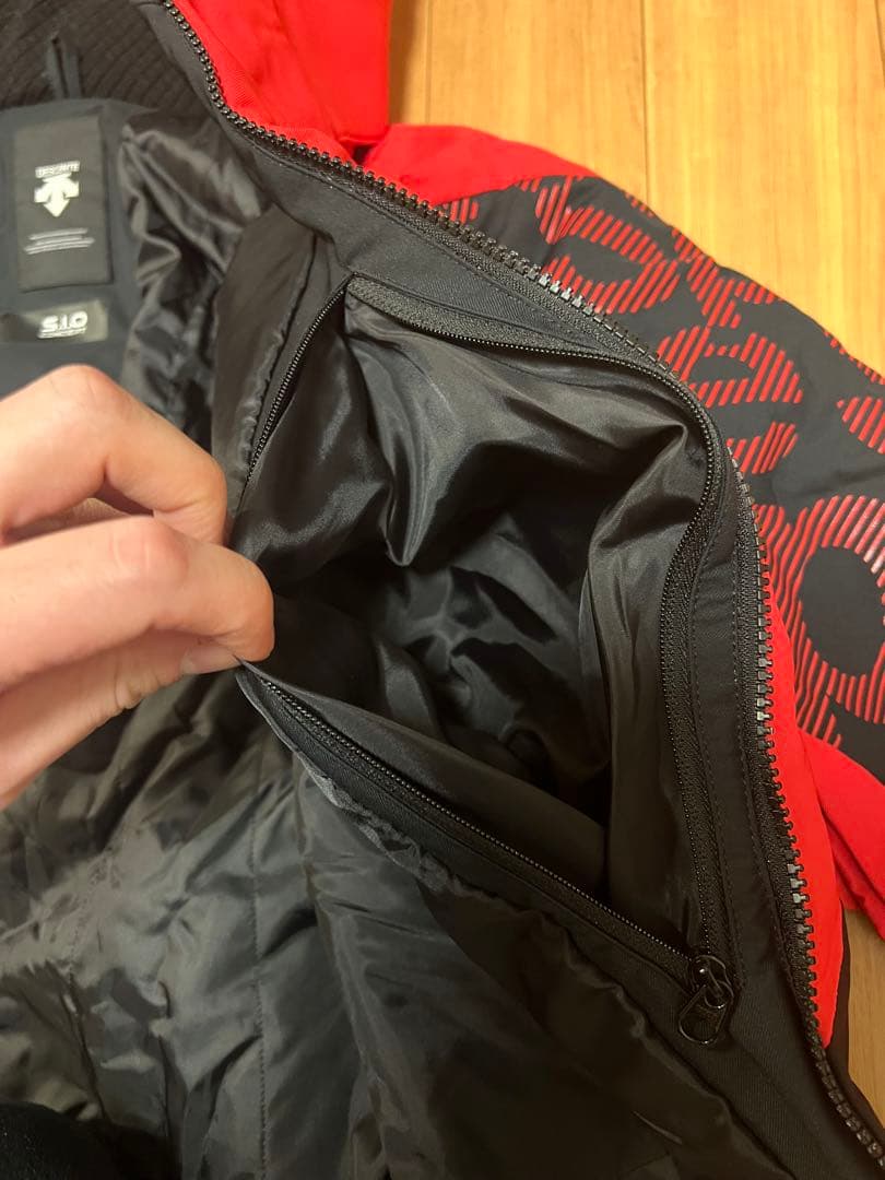 DESCENTE デサント スキーウェア ジャケット 赤×黒 メンズ フード付き