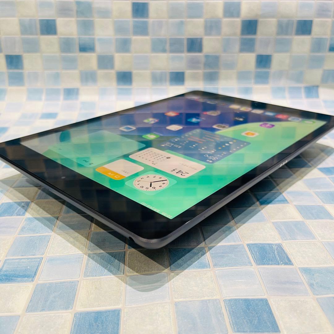 iPad 第7世代 本体 32GB WiFiモデル スペースグレイ