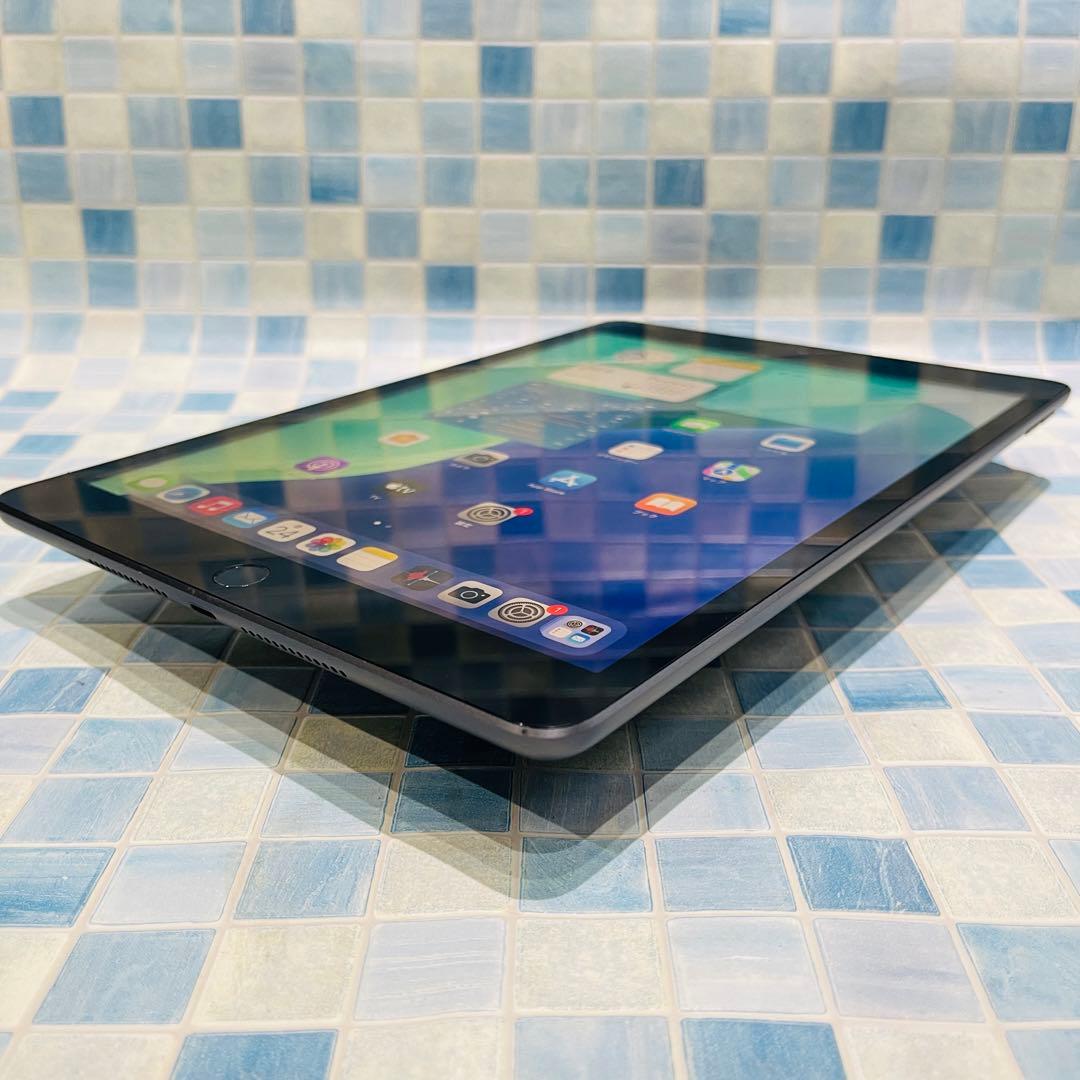 iPad 第7世代 本体 32GB WiFiモデル スペースグレイ