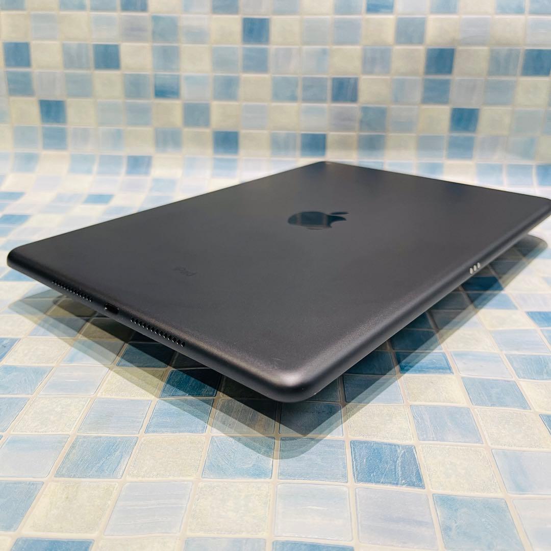 iPad 第7世代 本体 32GB WiFiモデル スペースグレイ