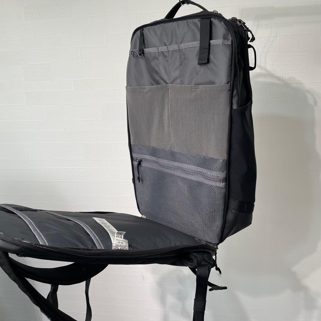 パタゴニア　ブラックホール・ミニ・MLC 30L　49266　ブラック　新品