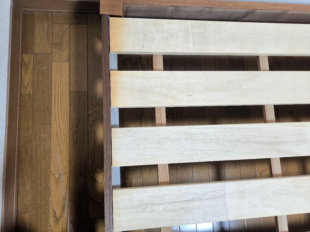 【ACTUS】ダブルベッドフレーム　ウォールナット