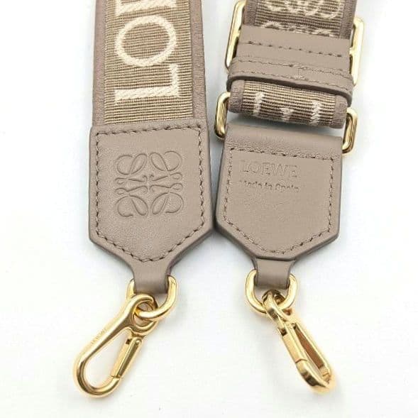 【極美品】LOEWE ロエベ アナグラム ロゴジャガード ショルダーストラップ