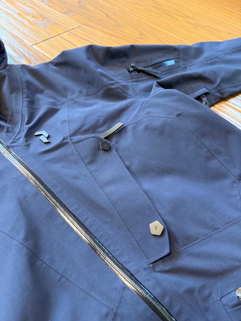 ピークパフォーマンス　スキーウェア　メンズ