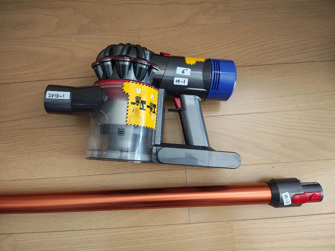 ダイソン★コードレス掃除機★V8★ＳV10★バッテリー新品と大差なし★1