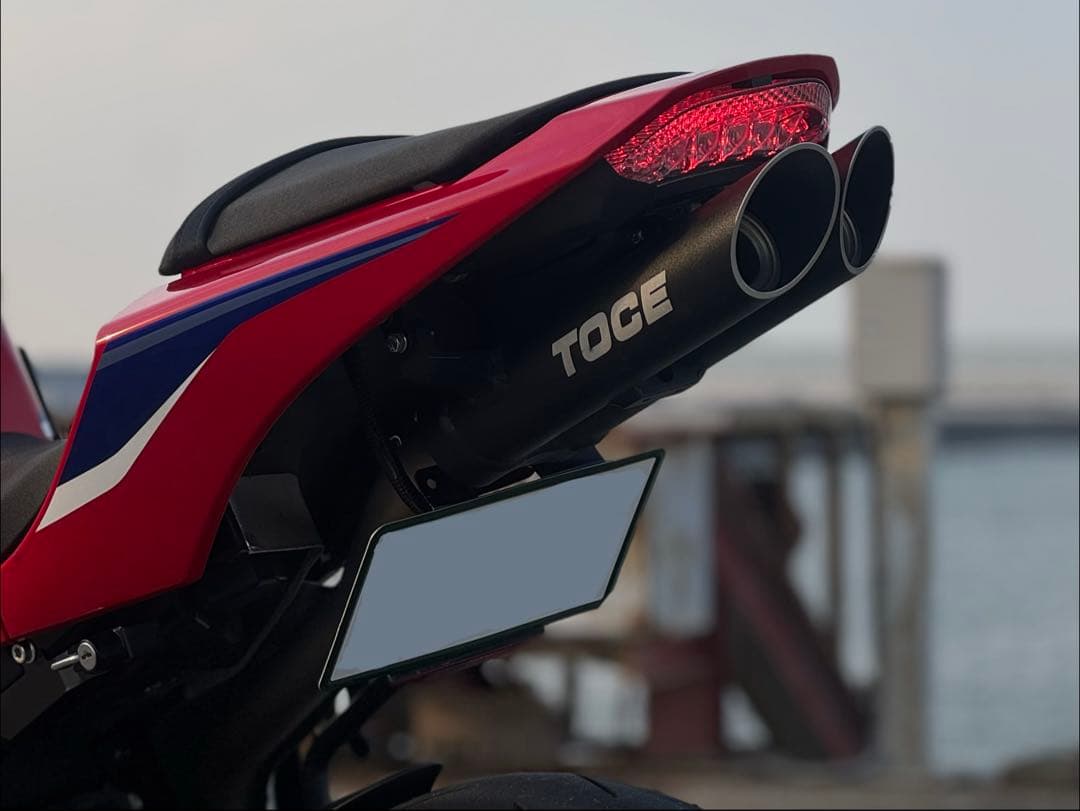ホンダ CBR600rr TOCEスリップオンマフラー