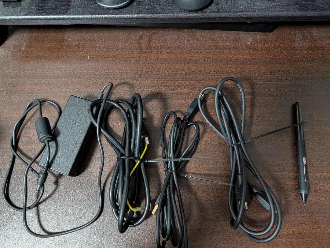 【液タブ】Wacom Cintiq 22 FHD DTK2260K1D