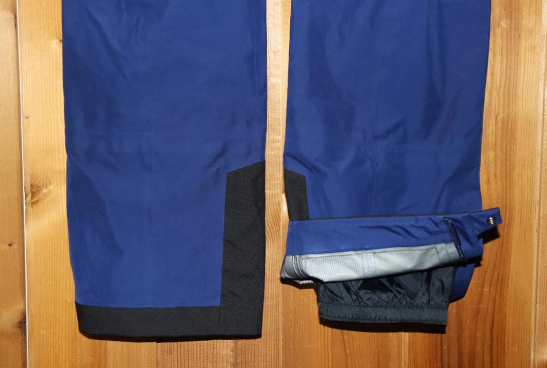 新品 ゴールドウイン GORE-TEX 3レイヤー スキーパンツ (3/L)Ⓗ