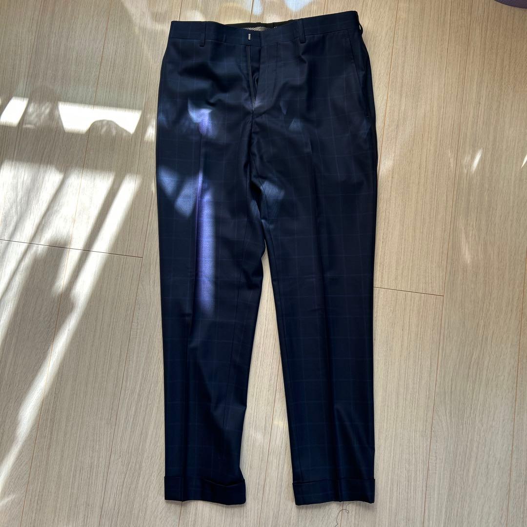 美品エルメネジルドゼニアスーツ　シングル　ネイビーストライプ　M