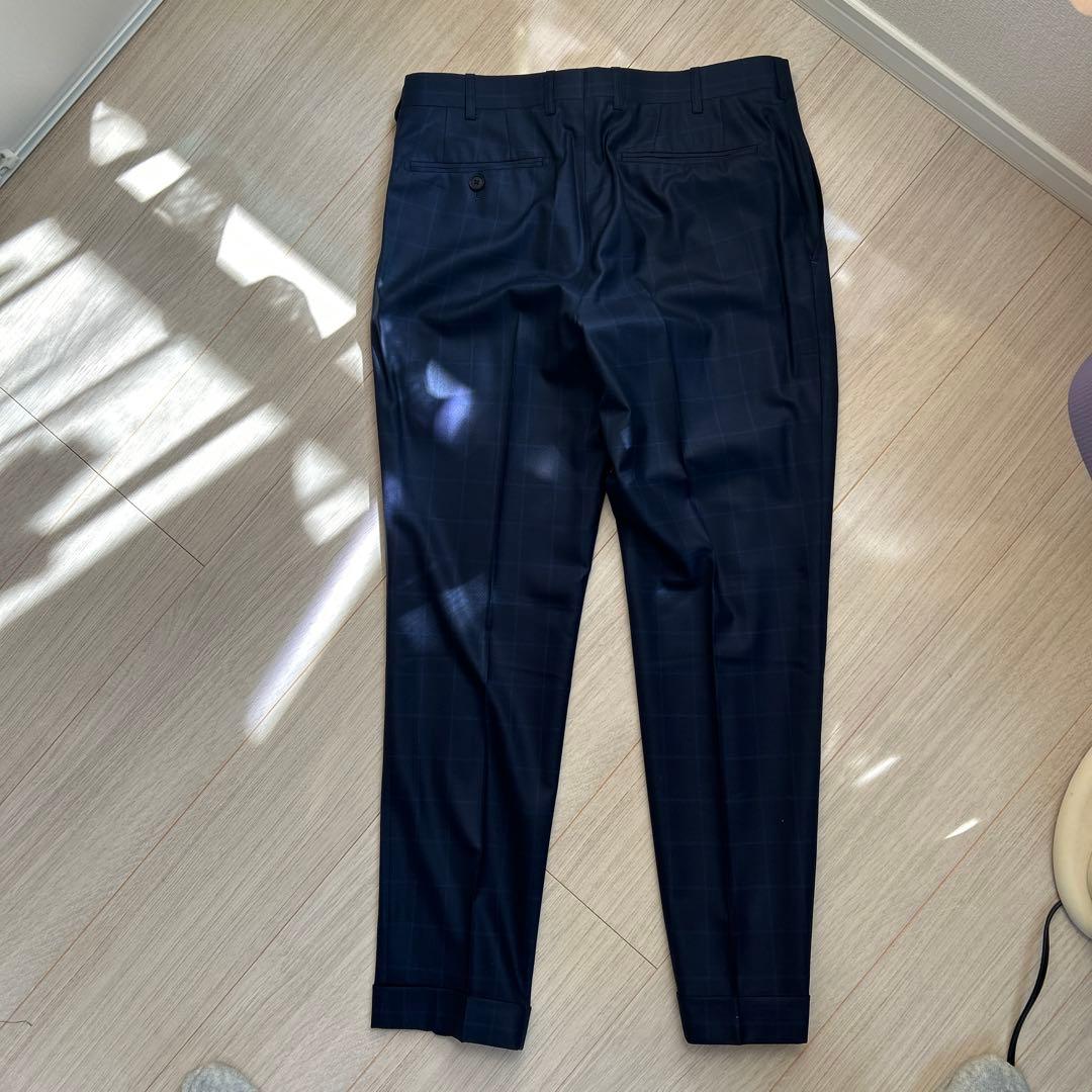 美品エルメネジルドゼニアスーツ　シングル　ネイビーストライプ　M