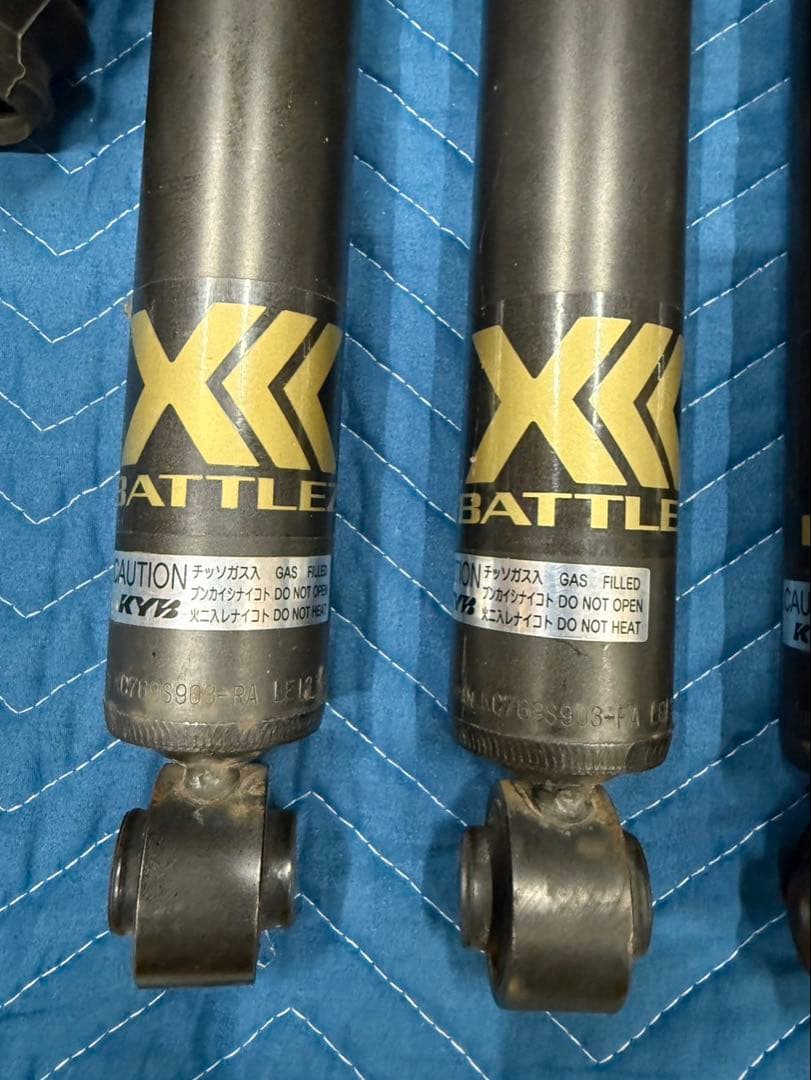 Jeepラングラー　BATTLEZ ダンパー MS ラングラー JL