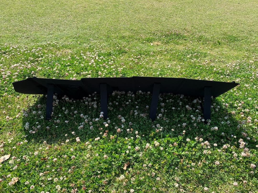 ソーラーパネル 120W折り畳み式ポータブル電源充電器 急速充電対応 直列並列可