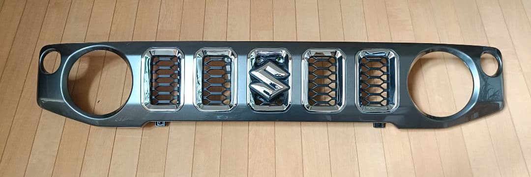 ジムニー ノマド 純正 フロントグリル 新車外し　送料込