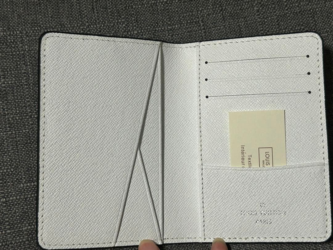 LOUISVUITTON名刺入れ