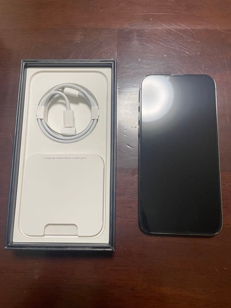 Apple iPhone 13ProMax 1TB本体