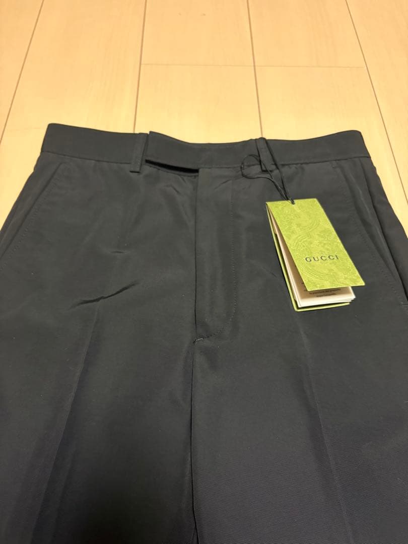 新品タグ付き　GUCCI グッチ　レディース　スラックス　黒