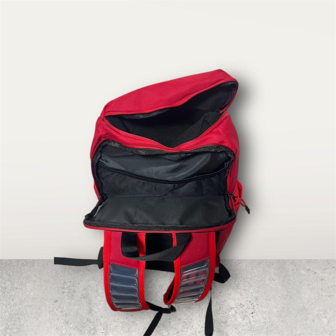 xxx　ナイキリュック