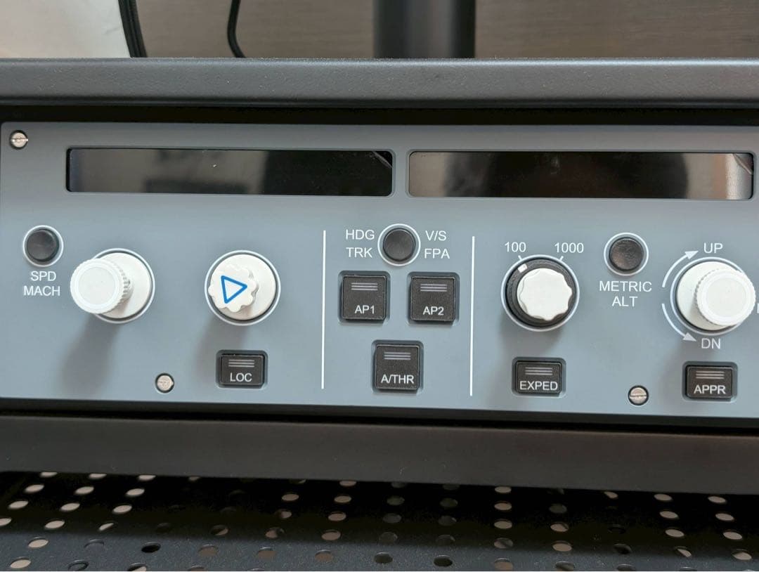 AIRBUSエアバス　Thrustmaster 他コントローラーセット