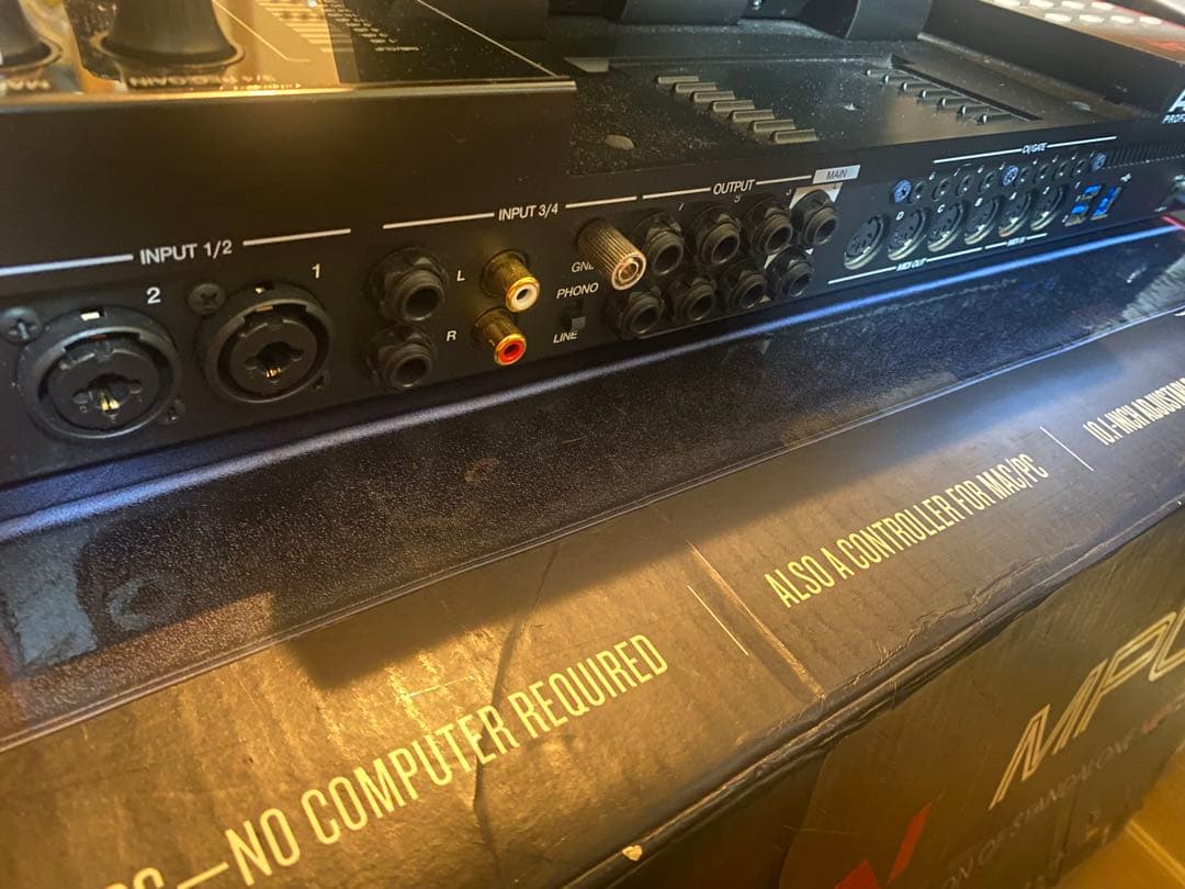 DJ機材 MPCX AKAI PROFESSIONAL