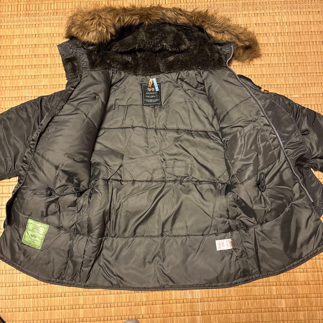 美品　ALPHA ミリタリージャケット　カーキ　M