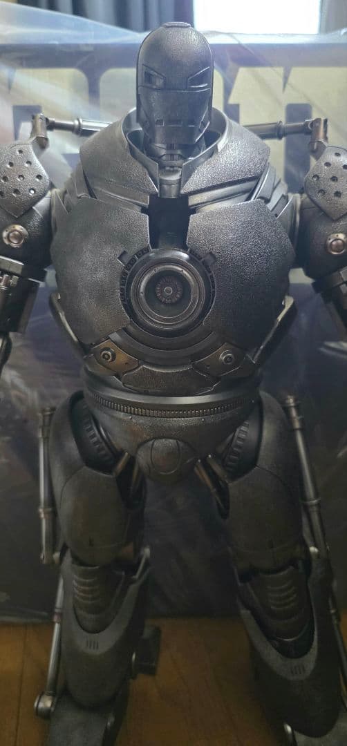 hottoys 『アイアンマン』１／６スケールフィギュア　アイアンモンガー