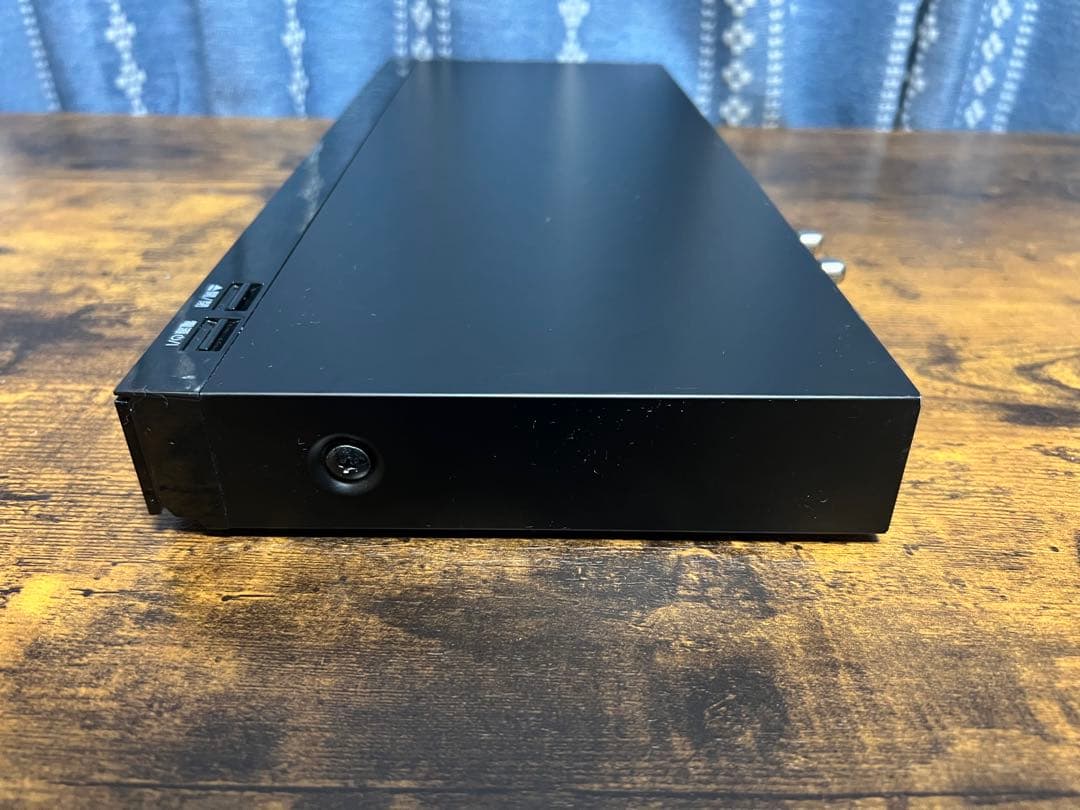 【2018年製】パナソニック ブルーレイレコーダー DMR-BW1050