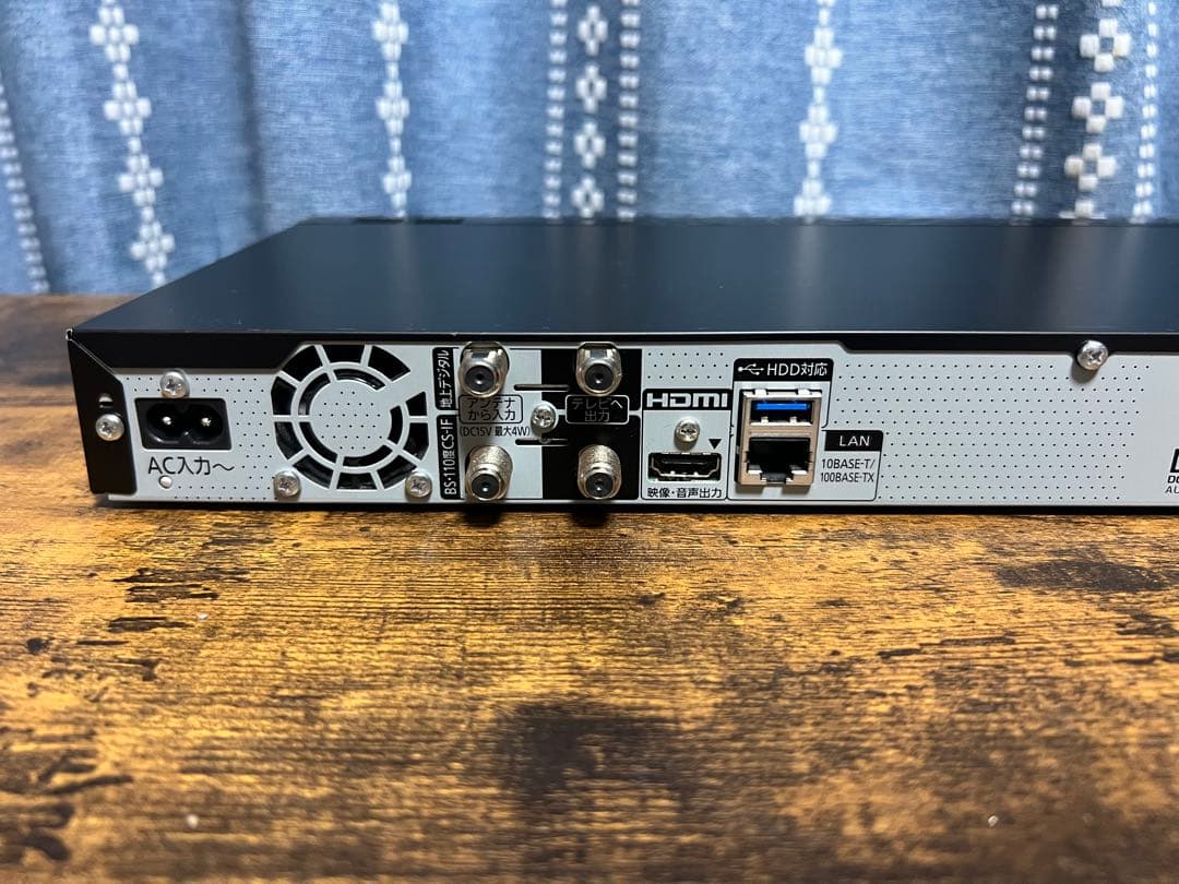 【2018年製】パナソニック ブルーレイレコーダー DMR-BW1050