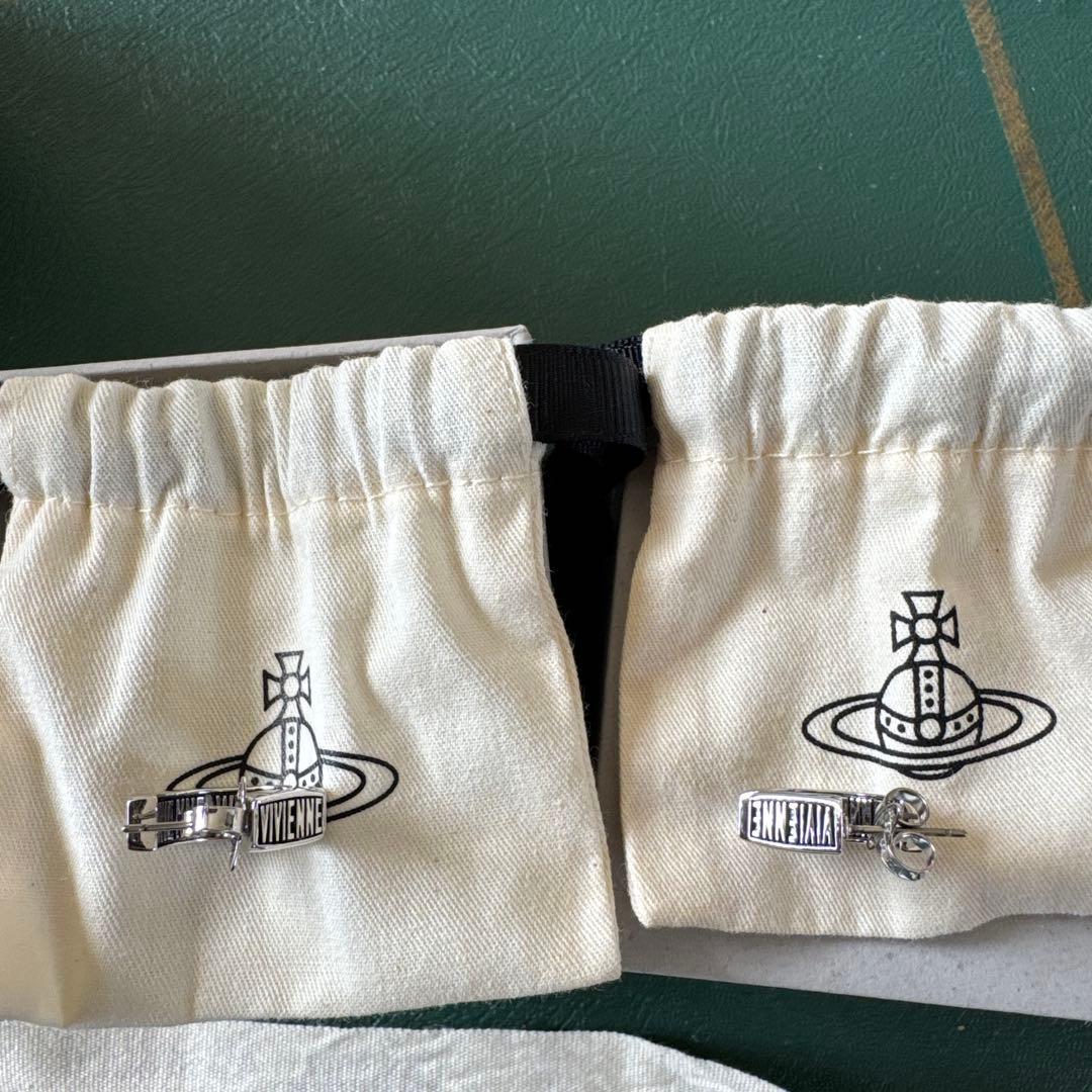 Vivienne Westwood シルバーフープピアス