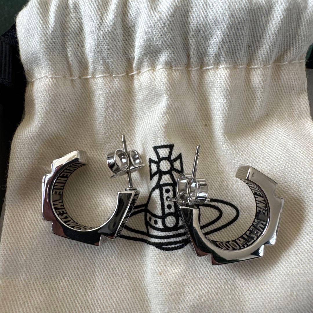 Vivienne Westwood シルバーフープピアス